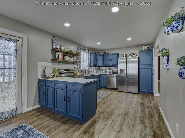 561 Valley Street, St Albans, WV 25177