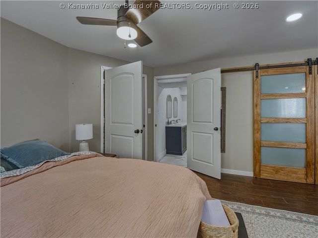 561 Valley Street, St Albans, WV 25177