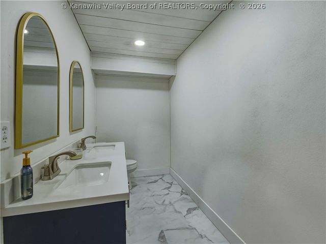 561 Valley Street, St Albans, WV 25177