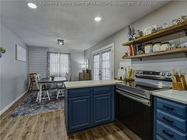 561 Valley Street, St Albans, WV 25177