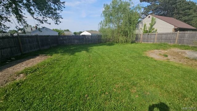 359 Ridgewood Circle 357, Lackawanna, NY 14218