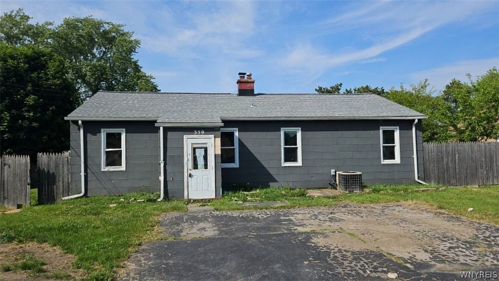 359 Ridgewood Circle 357, Lackawanna, NY 14218