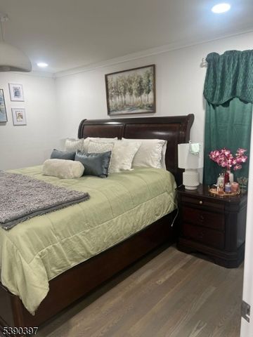 505 Knopf St, Linden City, NJ 07036
