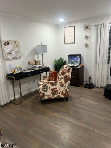505 Knopf St, Linden City, NJ 07036