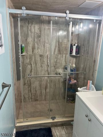 505 Knopf St, Linden City, NJ 07036