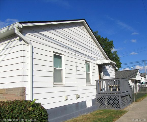 27304 Delton Street, Madison Heights, MI 48071
