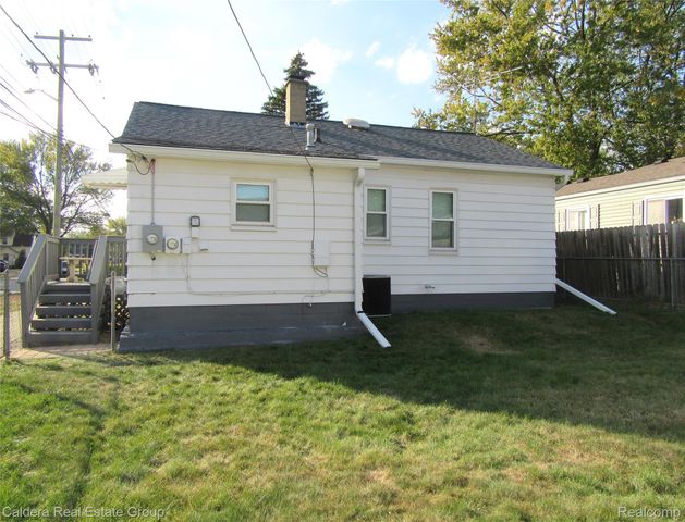27304 Delton Street, Madison Heights, MI 48071
