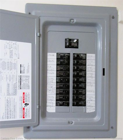 27304 Delton Street, Madison Heights, MI 48071