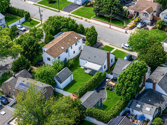 1734 Bernard Street, Merrick, NY 11566