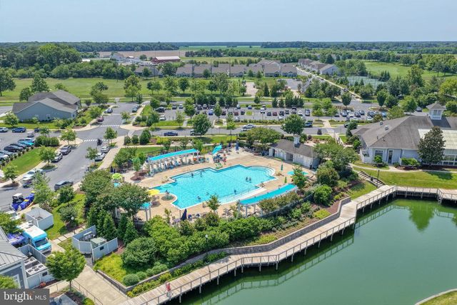305 WATERSIDE SQ, Bridgeville, DE 19933