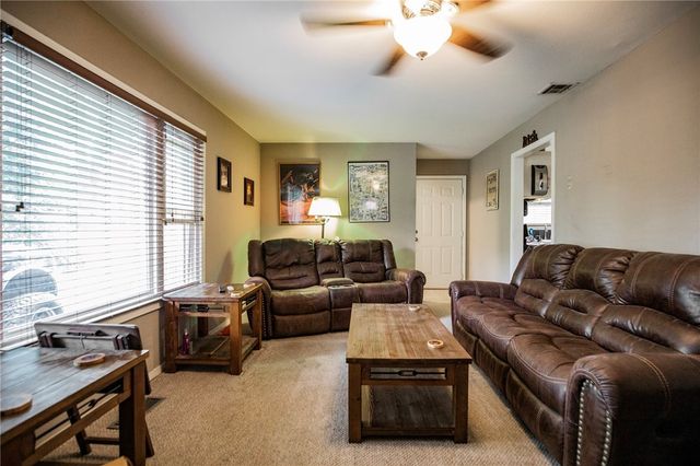 3 Rader Lane, Bella Vista, AR 72714