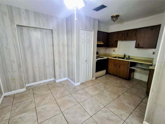 112 AMY CIRCLE, Lakeland, FL 33809