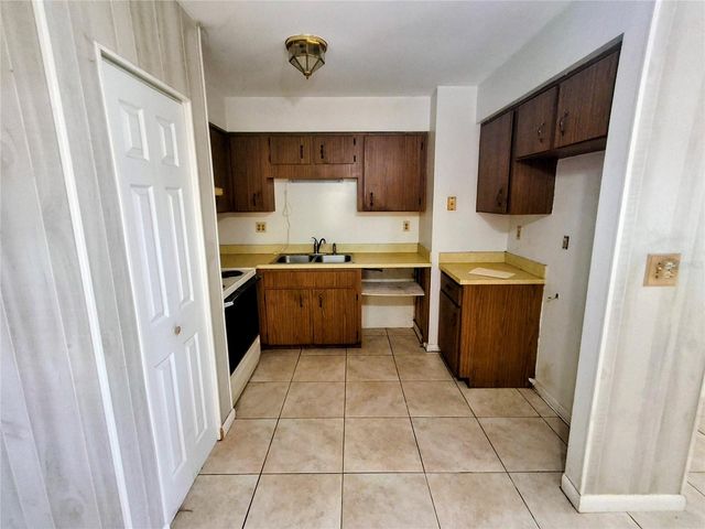 112 AMY CIRCLE, Lakeland, FL 33809