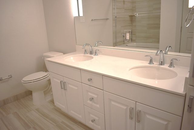 1514 E 15th Street 21, Plano, TX 75074