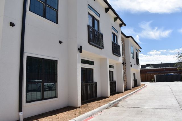 1514 E 15th Street 21, Plano, TX 75074