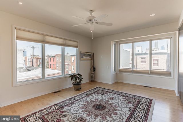 800 S 19TH ST, Philadelphia, PA 19146