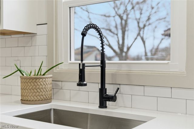 176 Grace Avenue, Barberton, OH 44203