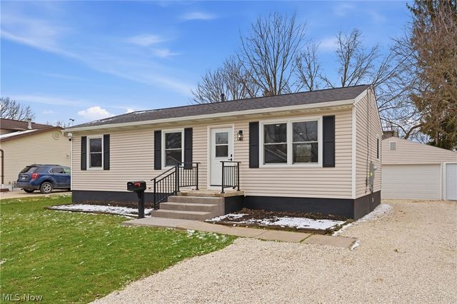 176 Grace Avenue, Barberton, OH 44203