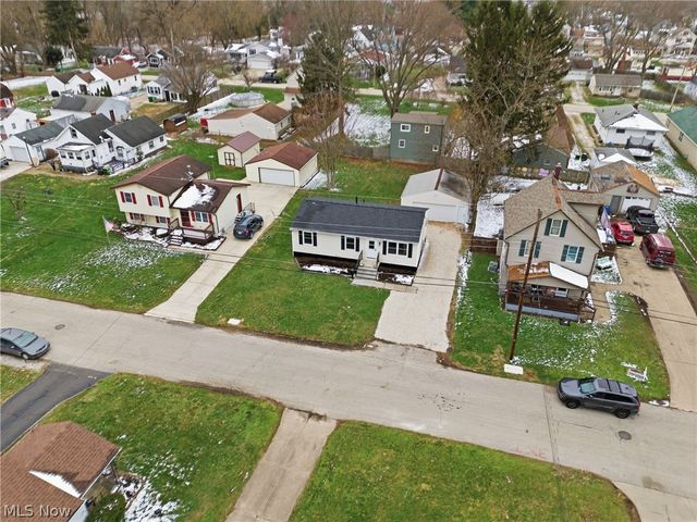 176 Grace Avenue, Barberton, OH 44203