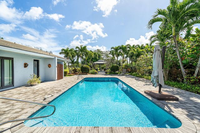 6000 NW 4th Avenue, Boca Raton, FL 33487