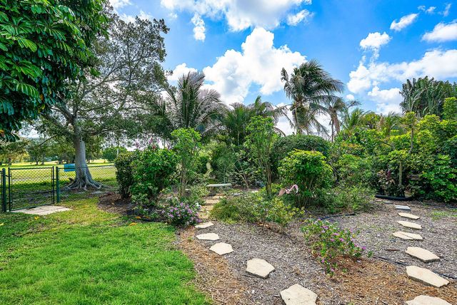 6000 NW 4th Avenue, Boca Raton, FL 33487