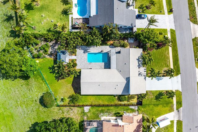 6000 NW 4th Avenue, Boca Raton, FL 33487