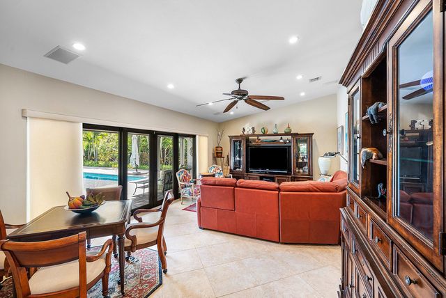 6000 NW 4th Avenue, Boca Raton, FL 33487