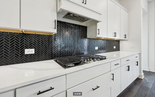 132 Laverna Lane, Hickory Creek, TX 75065