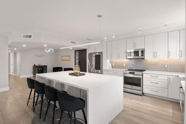 6502 N Central Avenue Unit A103, Phoenix, AZ 85012