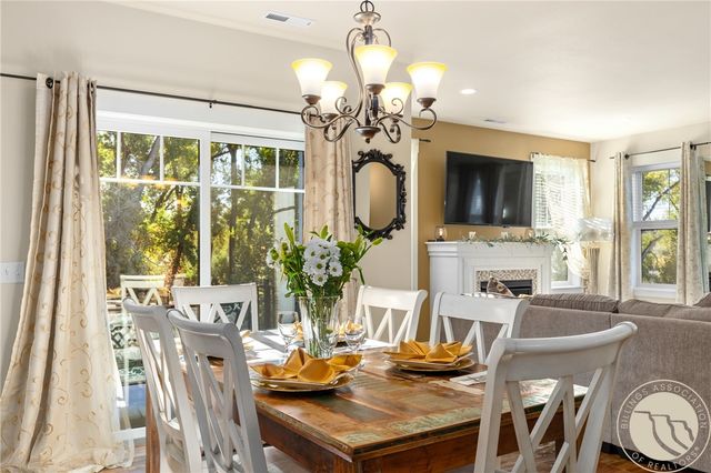 1868 Songbird Drive, Billings, MT 59101