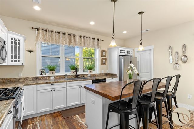 1868 Songbird Drive, Billings, MT 59101