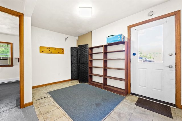 1065 University Dr, Connellsville, PA 15425