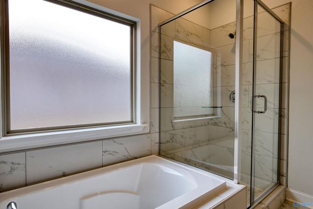 22895 Ansley Drive, Athens, AL 35613