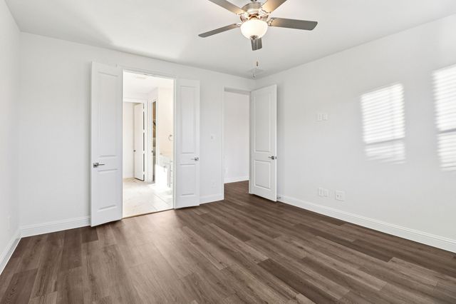 2448 Glacier Ridge, Corinth, TX 76210