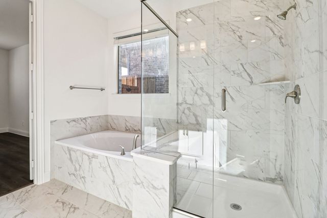 2448 Glacier Ridge, Corinth, TX 76210