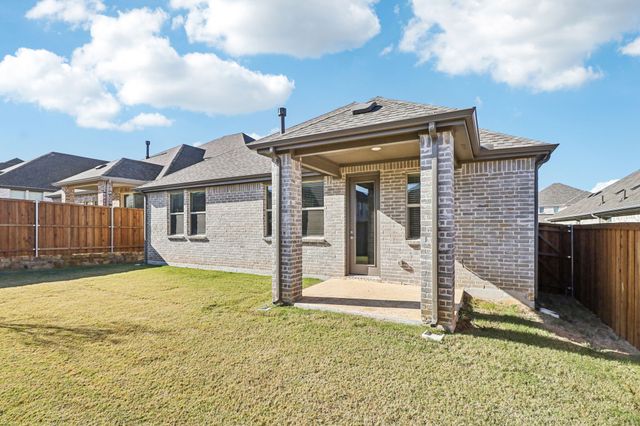 2448 Glacier Ridge, Corinth, TX 76210