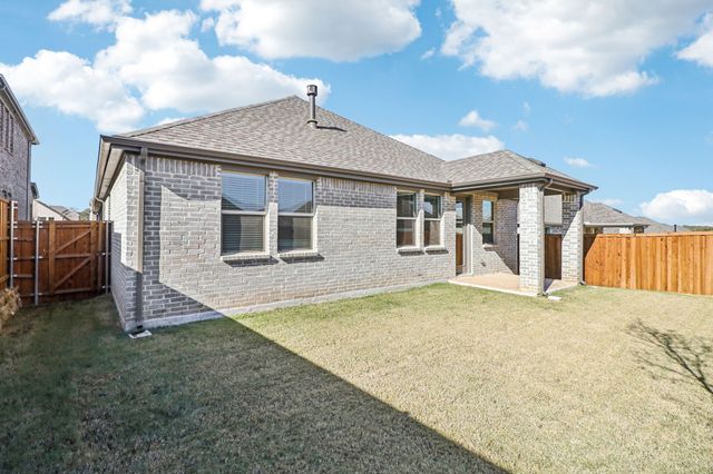 2448 Glacier Ridge, Corinth, TX 76210