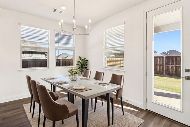 2448 Glacier Ridge, Corinth, TX 76210