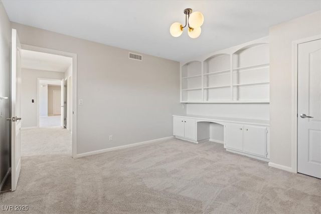 669 Oakmont Avenue 3708, Las Vegas, NV 89109