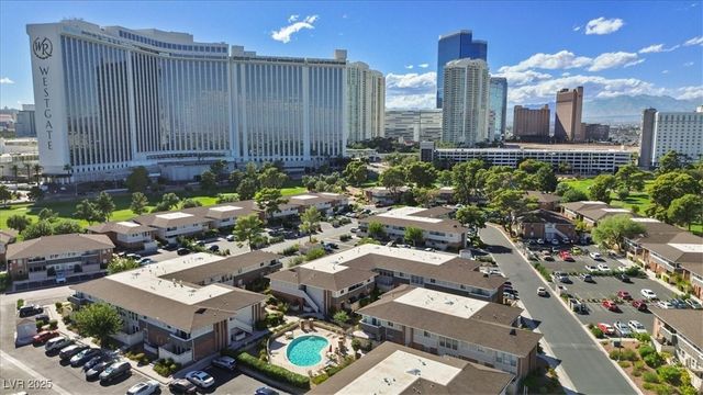 669 Oakmont Avenue 3708, Las Vegas, NV 89109