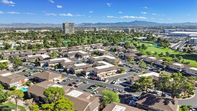 669 Oakmont Avenue 3708, Las Vegas, NV 89109
