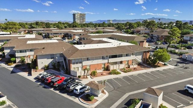 669 Oakmont Avenue 3708, Las Vegas, NV 89109