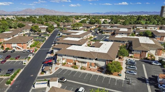 669 Oakmont Avenue 3708, Las Vegas, NV 89109