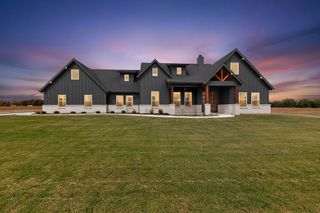 238 County Road 4615, Wolfe City, TX 75496