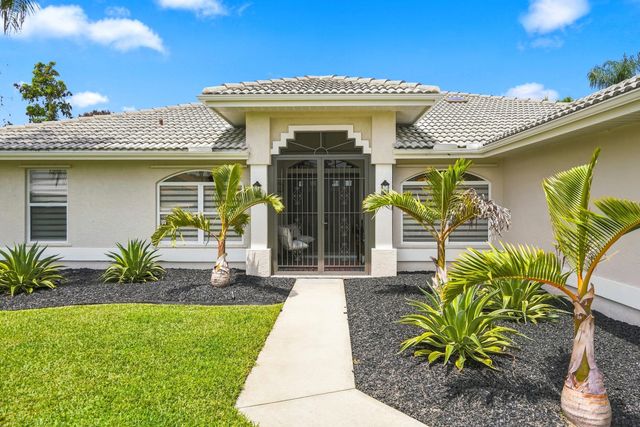 650 SE HIDDEN RIVER Drive, Port St. Lucie, Port St Lucie, FL 34983