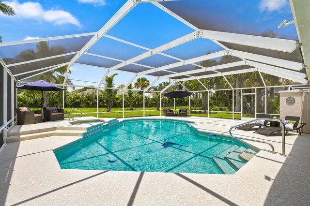 650 SE HIDDEN RIVER Drive, Port St. Lucie, Port St Lucie, FL 34983