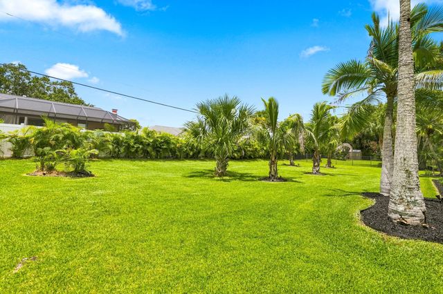 650 SE HIDDEN RIVER Drive, Port St. Lucie, Port St Lucie, FL 34983