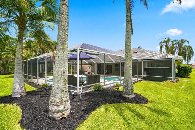 650 SE HIDDEN RIVER Drive, Port St. Lucie, Port St Lucie, FL 34983