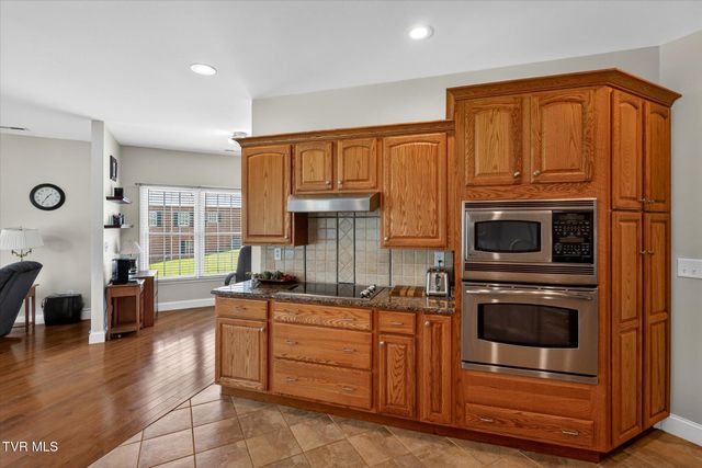 121 Sunnyfield Drive, Blountville, TN 37617