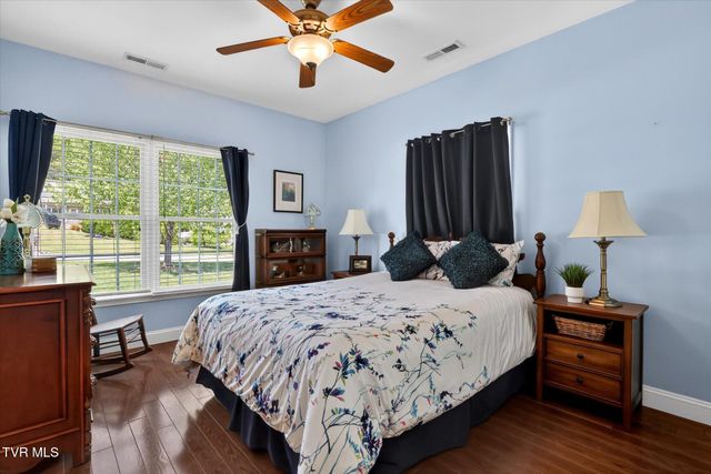 121 Sunnyfield Drive, Blountville, TN 37617